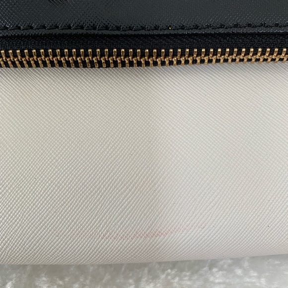 Ann Taylor Crossbody Folded Clutch - Picture 8 of 9